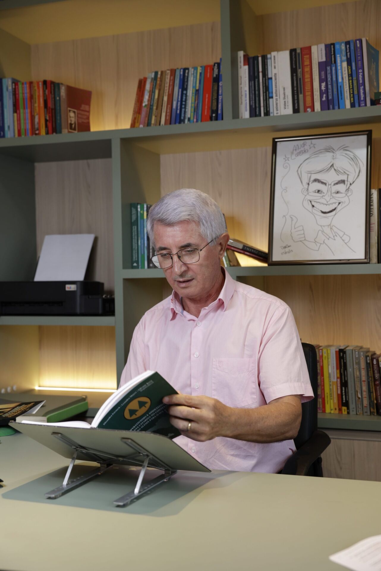 Entre a ágora de atenas e a terra da Agrosofia: a pergunta que ancora o presente